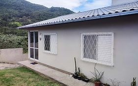 Quarto Simples e aconchegante